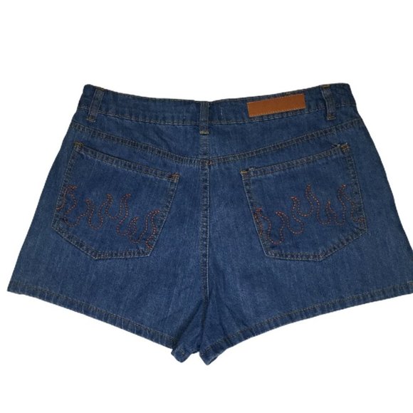 Honey Punch Embroidered Flame Pocket Shorts NWT Sz M - Picture 4 of 11
